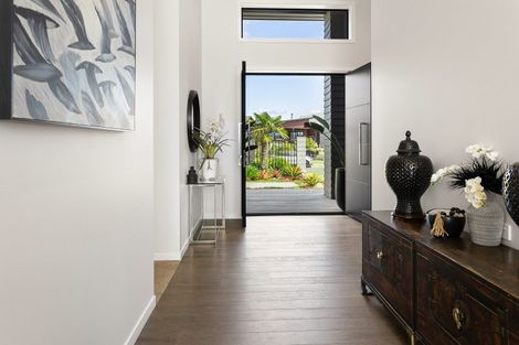 Photo of property in 13 Awatea Drive, Whitianga, 3510