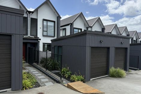 Photo of property in 4/3 Walsh Road, Wainui, 0932