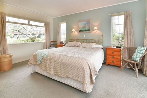 Photo of property in 28 Settlers Grove, Orewa, 0931