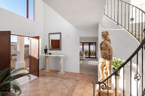 Photo of property in 126a Marine Parade, Mount Maunganui, 3116