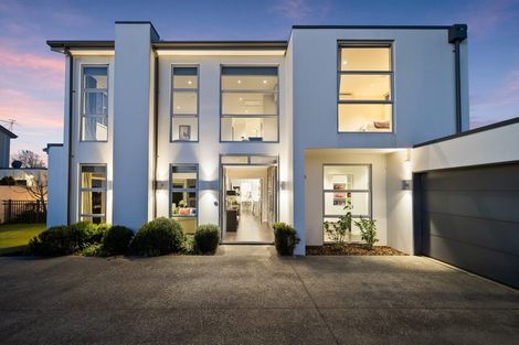Photo of property in 66a Mansfield Avenue, St Albans, Christchurch, 8014