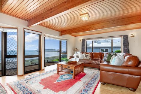Photo of property in 45 Moana Road, Plimmerton, Porirua, 5026