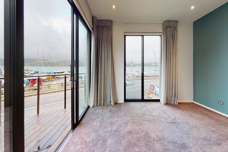 Photo of property in 460 Evans Bay Parade, Hataitai, Wellington, 6021