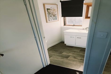 Photo of property in 1/382 Main Road North, Bay View, Napier, 4104