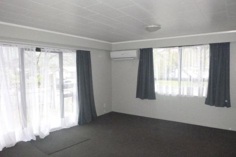 Photo of property in 62a Gemstone Drive, Birchville, Upper Hutt, 5018