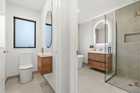 Photo of property in 1 Greystone Close, Halswell, 8025