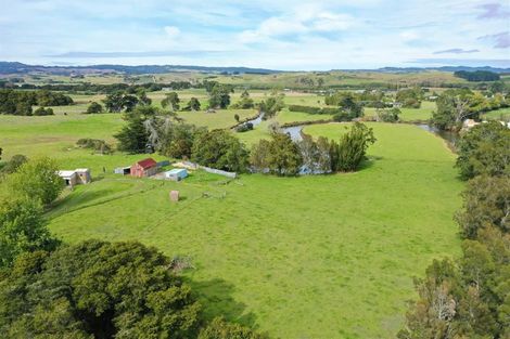 Photo of property in 84 Cove Road, Waipu, 0582