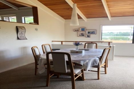 Photo of property in 161 West Harbour Drive, West Harbour, Auckland, 0618