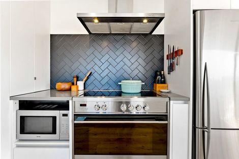 Photo of property in 1/1 Park Avenue, Takapuna, Auckland, 0622