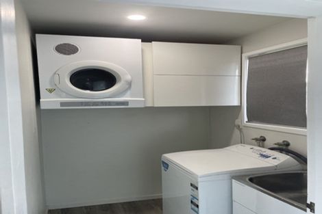 Photo of property in 22 Cleat Street, Whitby, Porirua, 5024