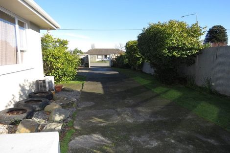 Photo of property in 202 Burwood Road, Burwood, Christchurch, 8083