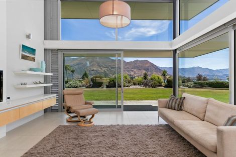 Photo of property in 311 Beacon Point Road, Wanaka, 9305