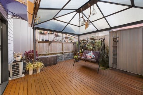 Photo of property in 4/143 Portage Road, New Lynn, Auckland, 0600