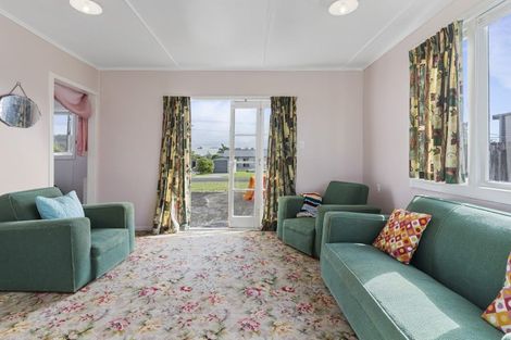 Photo of property in 207 Tamaki Road, Whangamata, 3620