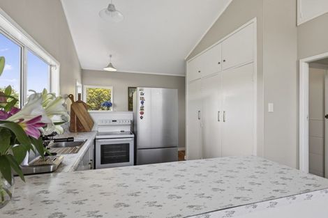 Photo of property in 56 Crownhill Street, Spotswood, New Plymouth, 4310