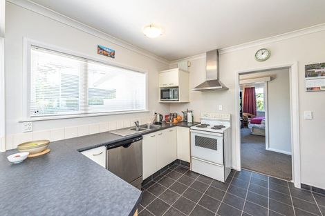 Photo of property in 4 Bristow Street, Saint Johns Hill, Whanganui, 4501