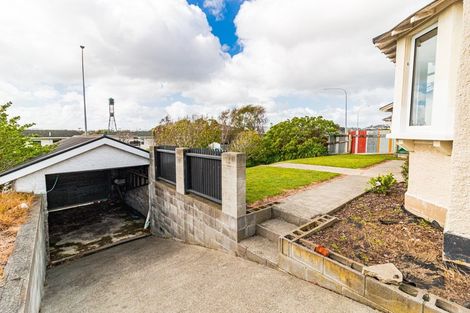 Photo of property in 39 Liffiton Street, Gonville, Whanganui, 4501