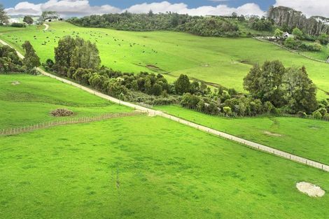 Photo of property in 498 Paparata Road, Bombay, 2675