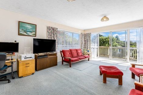 Photo of property in 21 Staithes Drive North, Whitby, Porirua, 5024