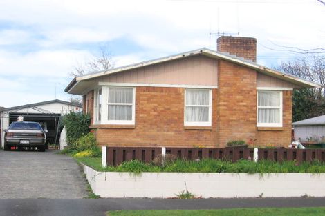 Photo of property in 19 Larnach Street, St Andrews, Hamilton, 3200
