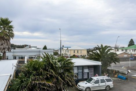 Photo of property in 22 Weymouth Street, New Plymouth, 4310