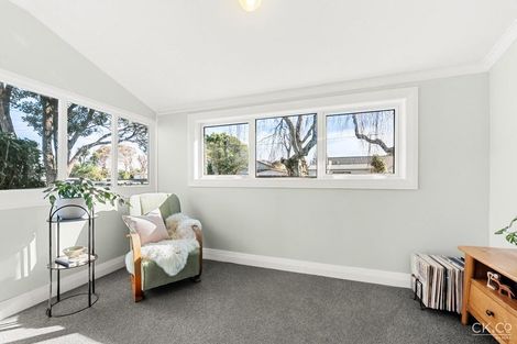 Photo of property in 9 Hinemoa Street, Waiwhetu, Lower Hutt, 5010