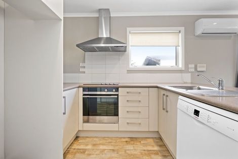 Photo of property in 12 Dermont Street, Bader, Hamilton, 3206