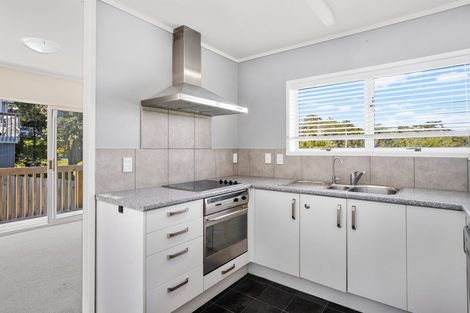 Photo of property in 9 Simon Ellice Drive, Bayview, Auckland, 0629