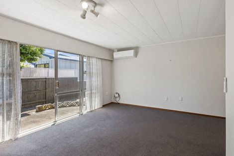 Photo of property in 53 Alexander Road, Raumati Beach, Paraparaumu, 5032