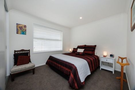 Photo of property in 25 Dogwood Way, Milson, Palmerston North, 4414
