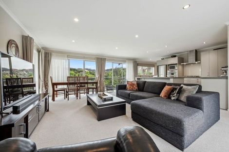 Photo of property in 1 Mural Place, Greenhithe, Auckland, 0632