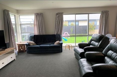 Photo of property in 15 Templetons Road, Aidanfield, Christchurch, 8025