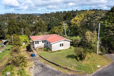 Photo of property in 93 Tanekaha Road, Titirangi, Auckland, 0604