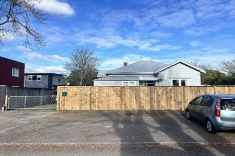 Photo of property in 8 Rolleston Street, Hokowhitu, Palmerston North, 4410