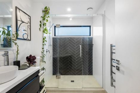 Photo of property in 7a Reg Pearce Way, Glen Innes, Auckland, 1072