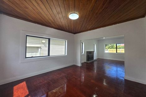 Photo of property in 1 Bledisloe Street, Papatoetoe, Auckland, 2104