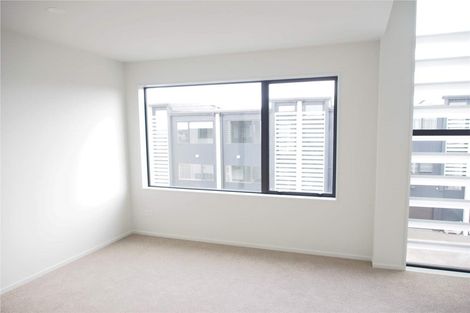 Photo of property in 38 Memorial Park Lane, Hobsonville, Auckland, 0618