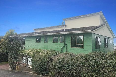 Photo of property in 18 Glencoe Road, Browns Bay, Auckland, 0630