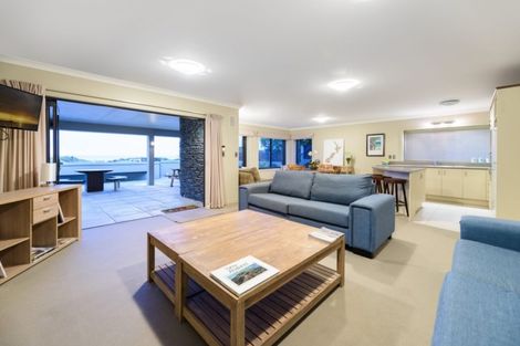 Photo of property in 85 Marine Parade, Mount Maunganui, 3116