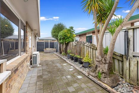 Photo of property in 72 Evans Road, Papamoa Beach, Papamoa, 3118
