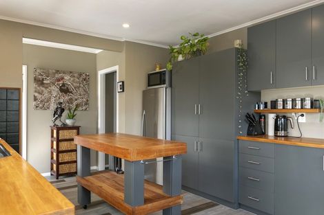 Photo of property in 62 Matuku Street, Two Mile Bay, Taupo, 3330