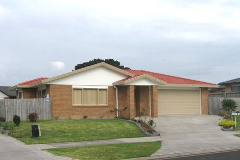 Photo of property in 48 Greenberry Drive, Ranui, Auckland, 0612