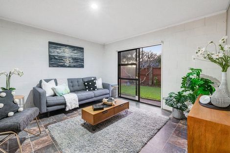 Photo of property in 54 The Circle, Manly, Whangaparaoa, 0930