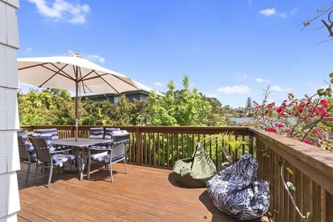 Photo of property in 27a Philson Terrace, Browns Bay, Auckland, 0630