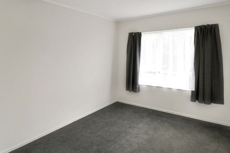 Photo of property in 13 Kaitangata Crescent, Kelson, Lower Hutt, 5010