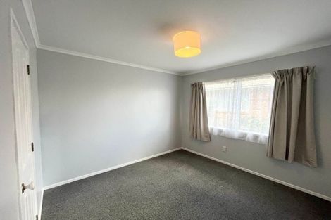Photo of property in 2/15 Summermist Drive, Northpark, Auckland, 2013