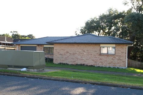 Photo of property in 35 Royton Avenue, Mangere East, Auckland, 2024
