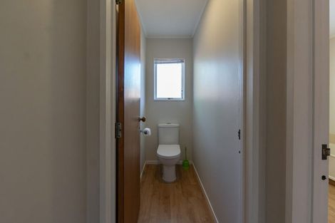 Photo of property in 9 Hilton Road, St Andrews, Hamilton, 3200