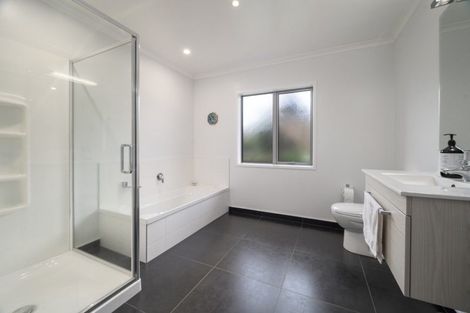 Photo of property in 46 Hamon Place, Pukehangi, Rotorua, 3015