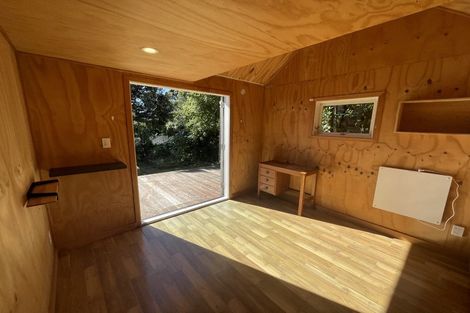 Photo of property in 143 Seatoun Heights Road, Miramar, Wellington, 6022